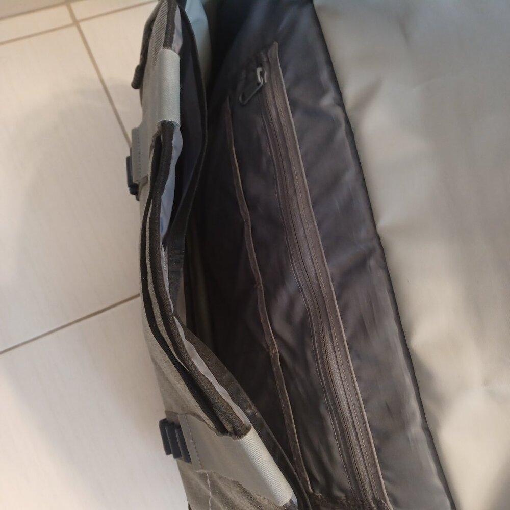 Timbuk2 Command Messenger Bag - Picture 2 of 2